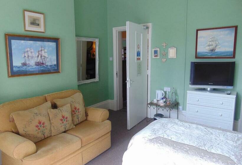 Номер Superior, Holywell House