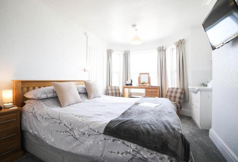 Номер Стандарт, No 10 Treverbyn Road