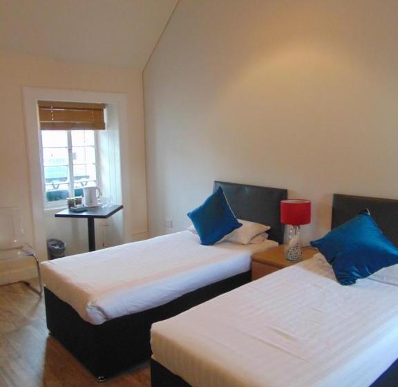 四人标准间, Callander Hostel