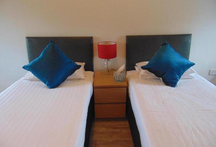 4인용 스탠다드 룸, Callander Hostel