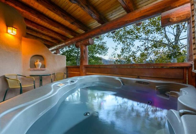 اتاق لوکس با تخت بزرگ, Chipeta Lodge