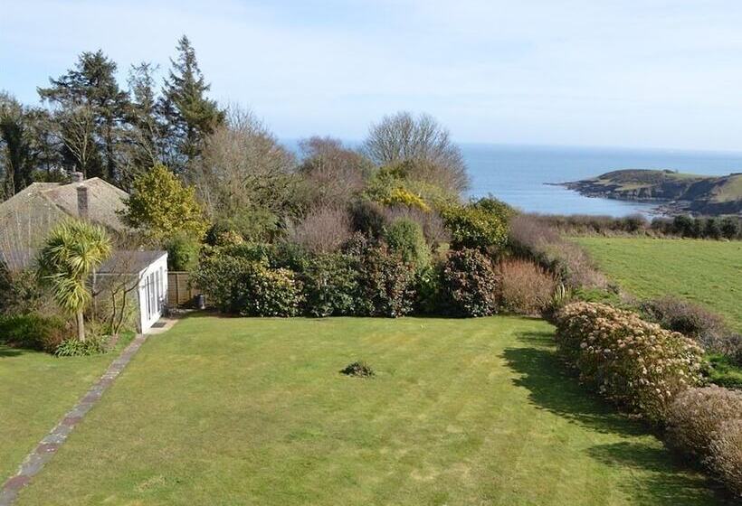 Standard Room Sea View, Trelawne