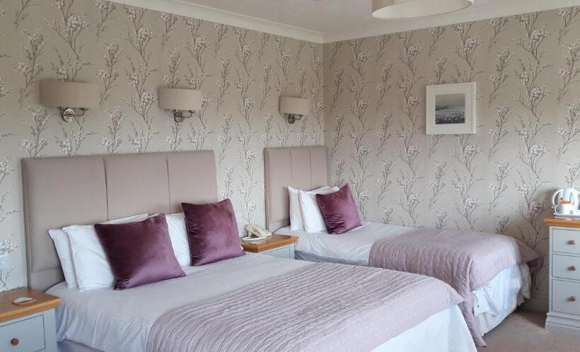 Superior Room Sea View, Trelawne
