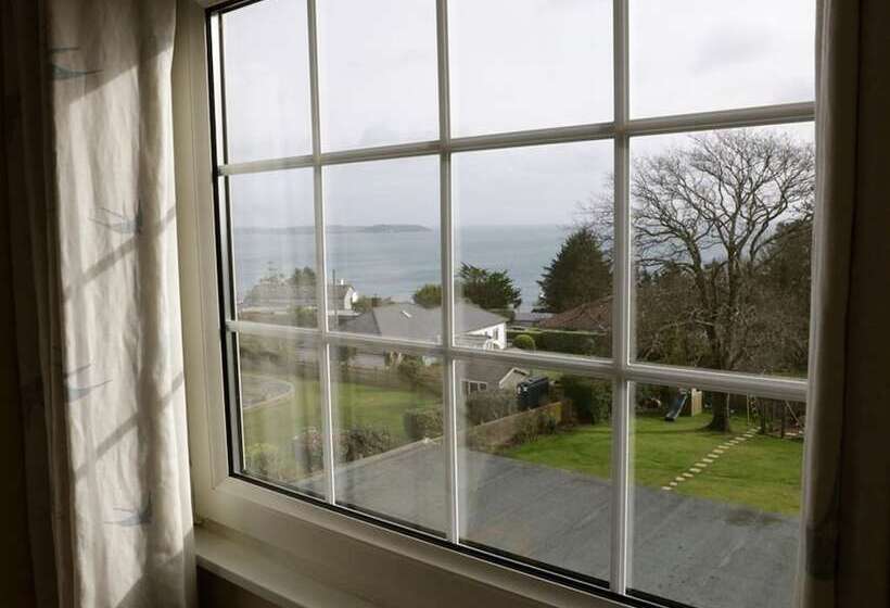 Superior Room Sea View, Trelawne