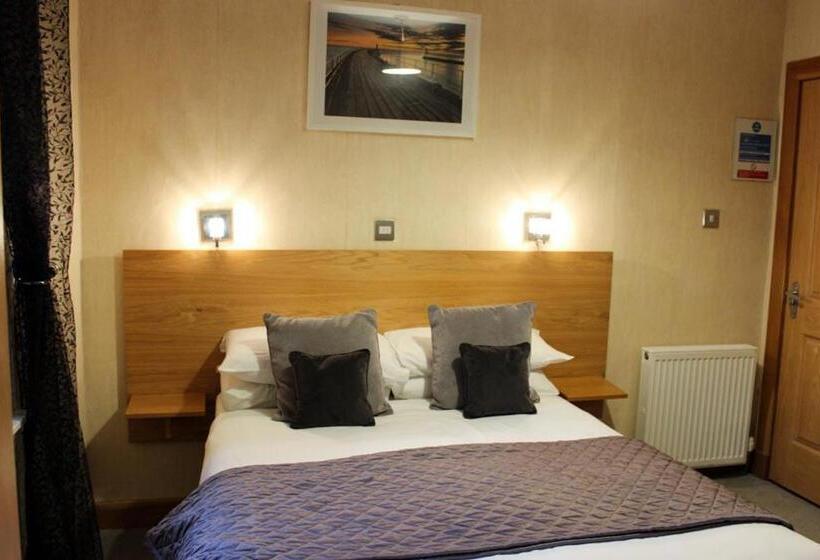 Номер Basic, Station Hotel And Restaurant