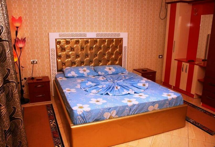 디럭스 룸, Buza