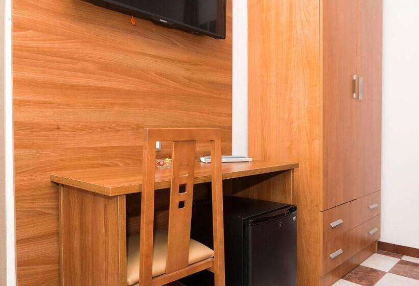 Habitación Triple Estándar, Hostal San Francisco