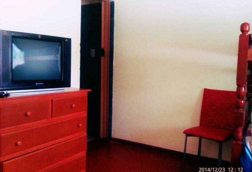 Семейный Номер, Hostal Benjamin