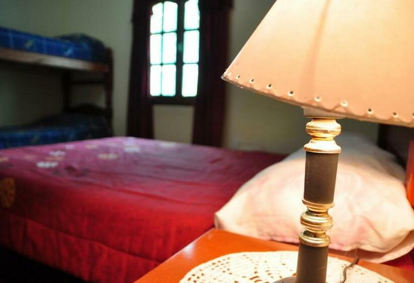 اتاق خانوادگی, Hostal Benjamin