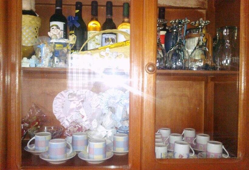 خانه 2 خوابه, Hostal Benjamin