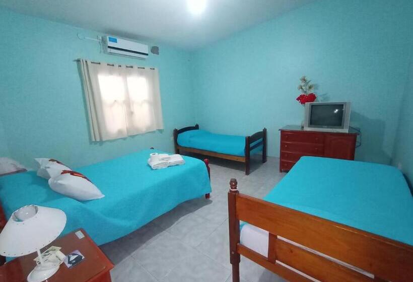 خانه 2 خوابه, Hostal Benjamin