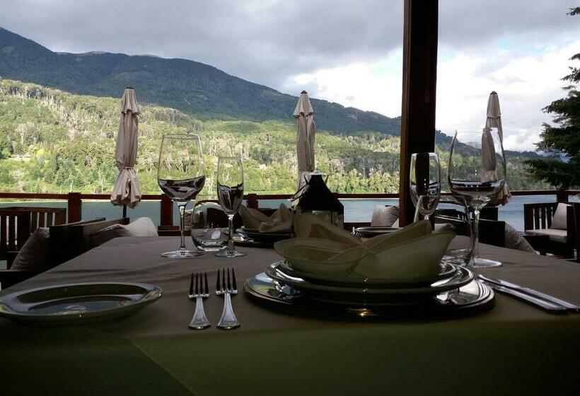 اتاق استاندارد با چشم‌انداز دریاچه, Dos Bahias Lake Resort