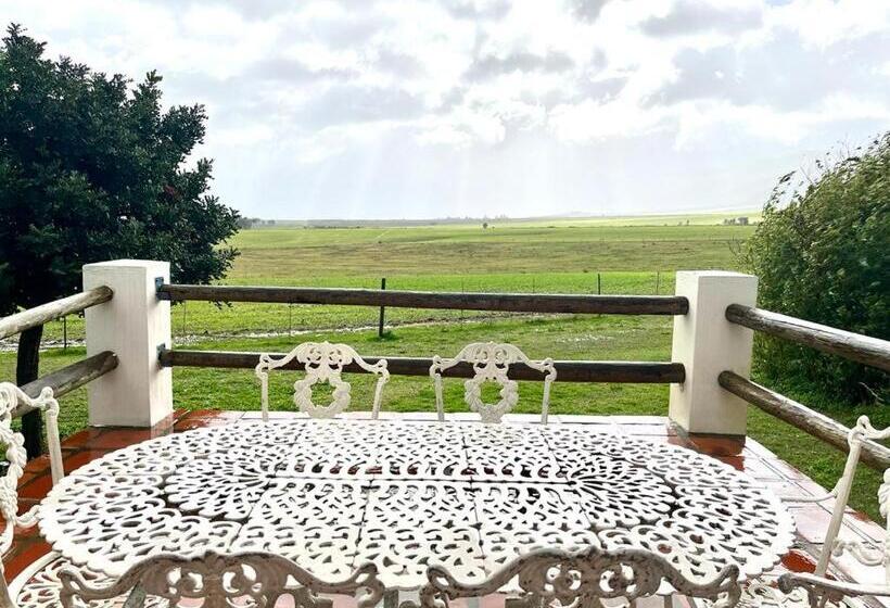 Дом 2 Спальни, Eikelaan Farm Cottages