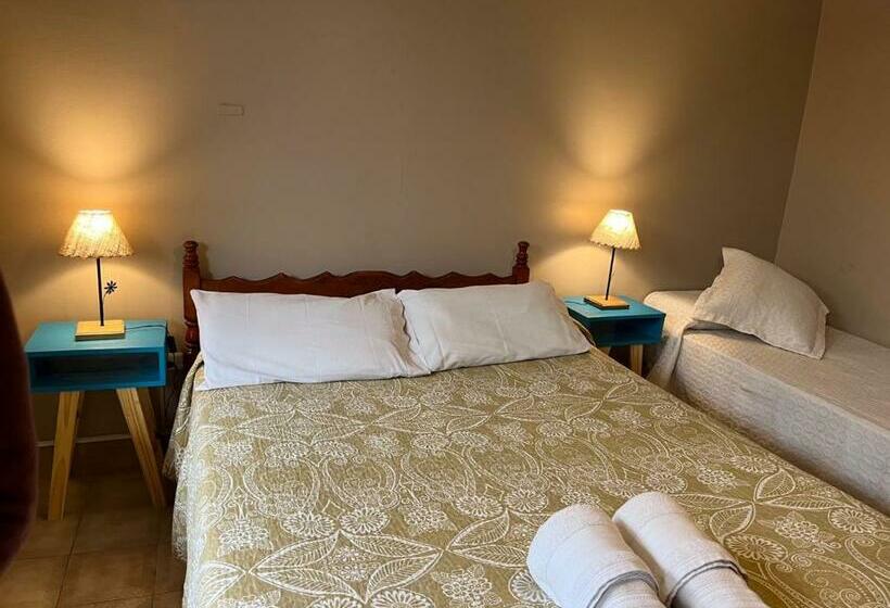 اتاق استاندارد با سرویس بهداشتی مشترک, Ferienhaus Hostel Salta