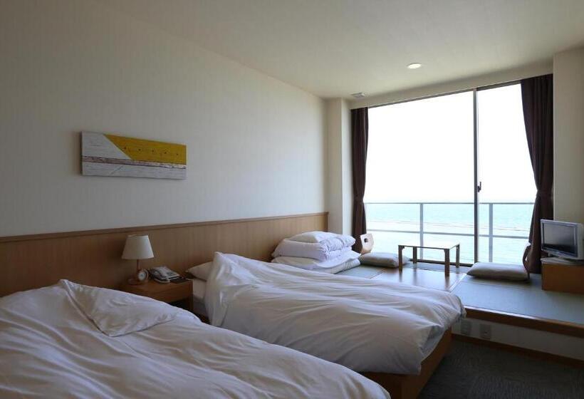 Triple Room Sea View, Bay Side Square Kaike