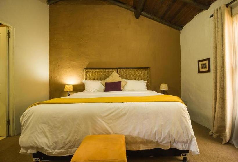 Quarto Estandar, Charlie S Spot   The Gardens With Solar Electricity