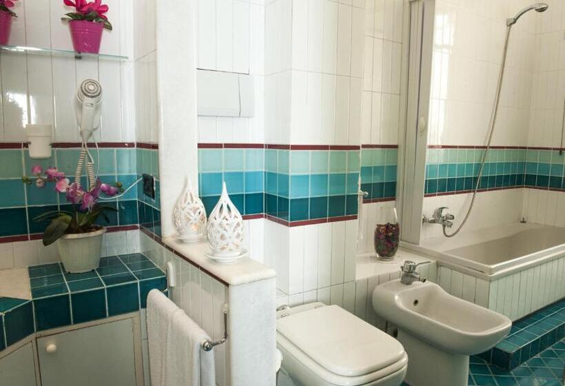 Четырехместный Номер Стандарт, B&b Elena