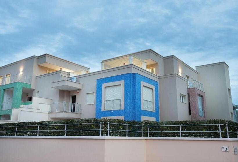 Номер Basic с Балконом, La Casa Del Turista
