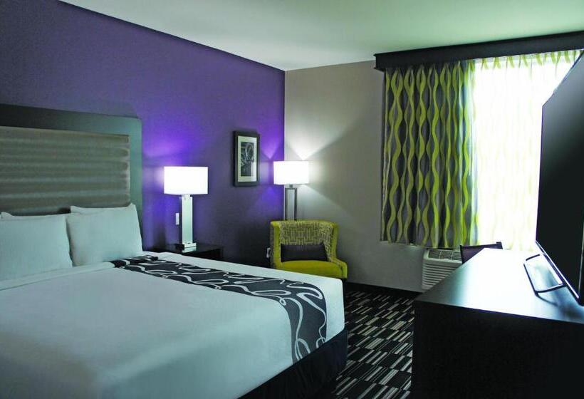 Номер Deluxe Кровать Кинг, La Quinta By Wyndham Mcallen Convention Center