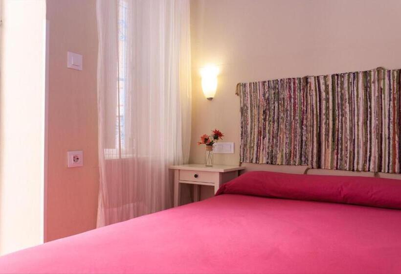 اتاق استاندارد, Pension Azahar