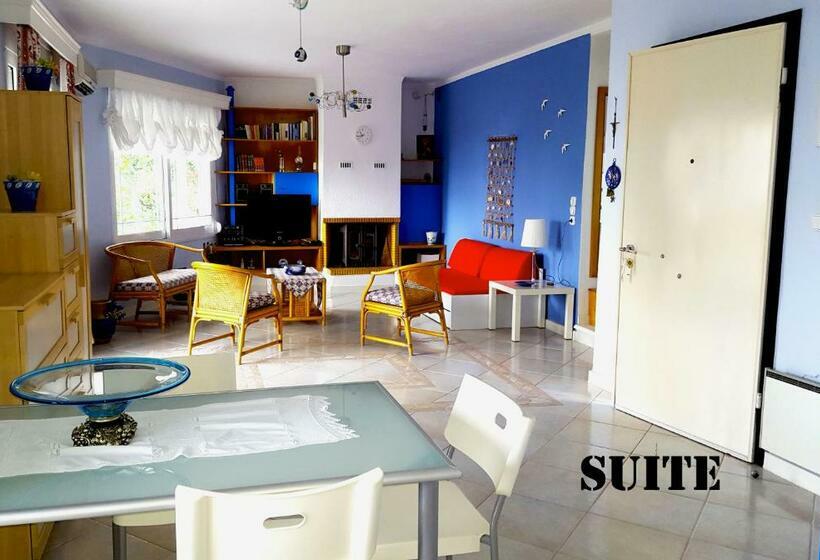 Suite Deluxe 2 Quartos, Roditsa Patritsia Apartments