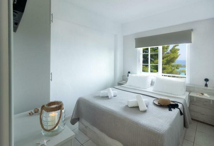 Apartamento 1 Dormitório Vista Mar, Roditsa Patritsia Apartments