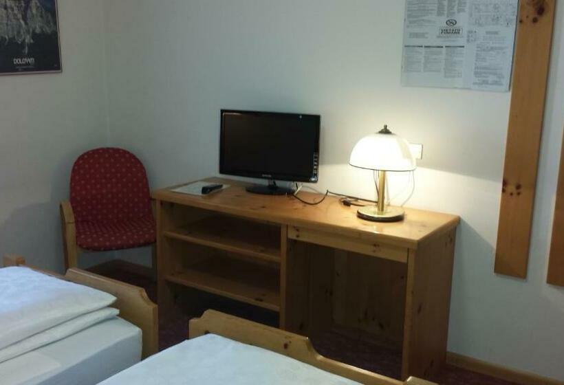 Habitación Estándar, Savoia