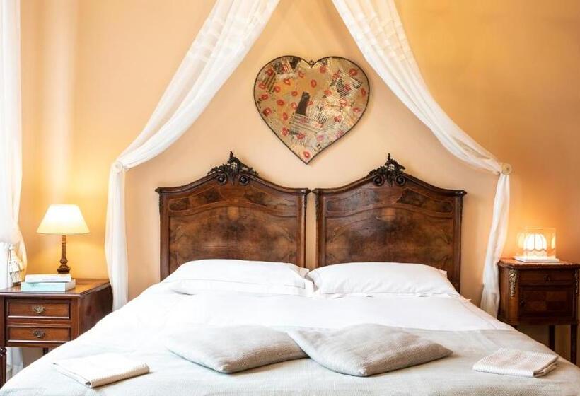 Superior suite with terrace, Villa Belverde Boutique