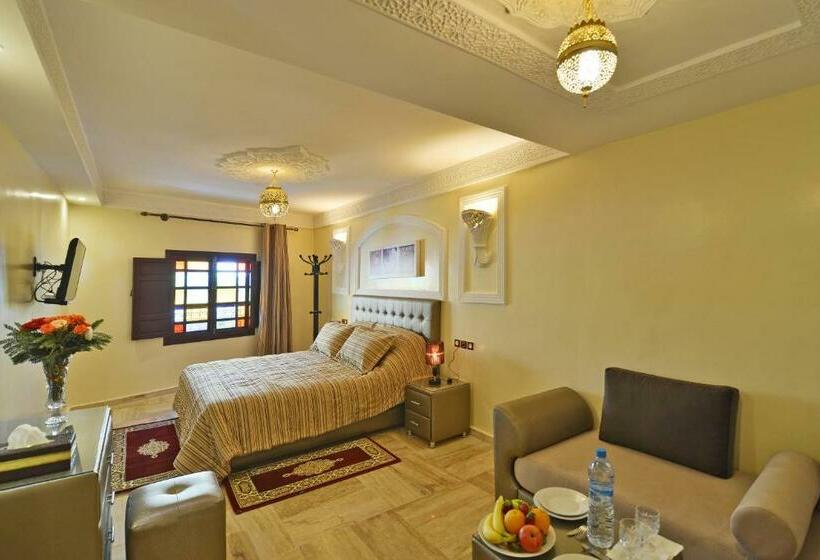 اتاق استاندارد سه نفره, Blue Sky Hôtel