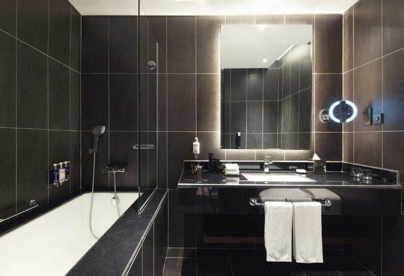 Номер Superior, Dukes The Palm Dubai