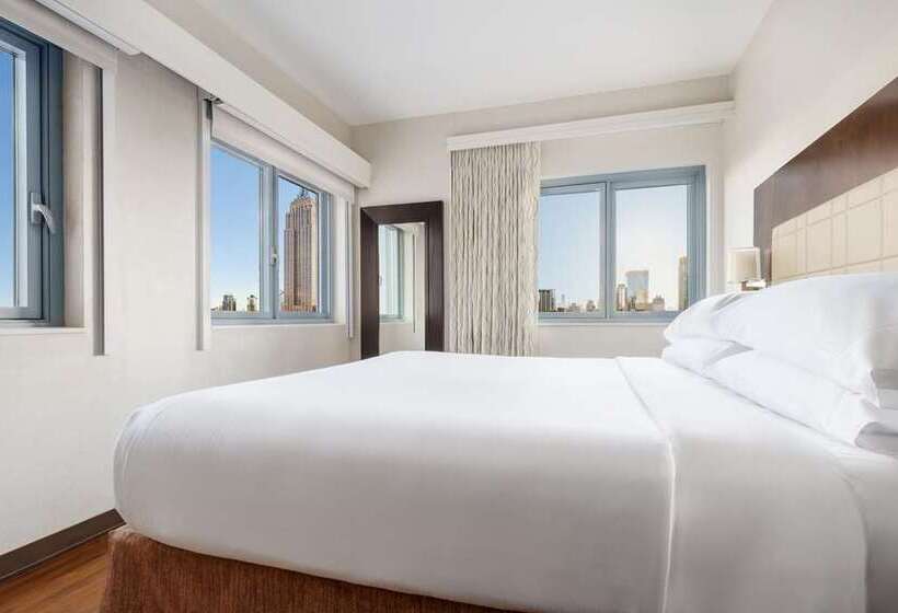 스탠다드 룸, Embassy Suites By Hilton New York Manhattan Times Square