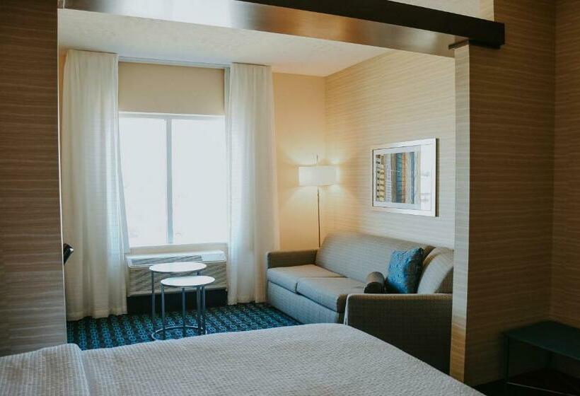 Люкс Кровать Кинг, Fairfield Inn & Suites By Marriott Lincoln Airport