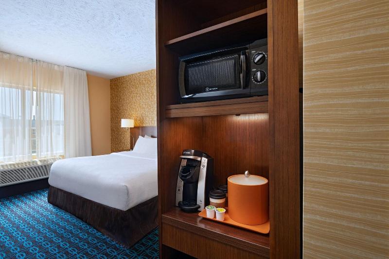 Люкс Кровать Кинг, Fairfield Inn & Suites By Marriott Lincoln Airport