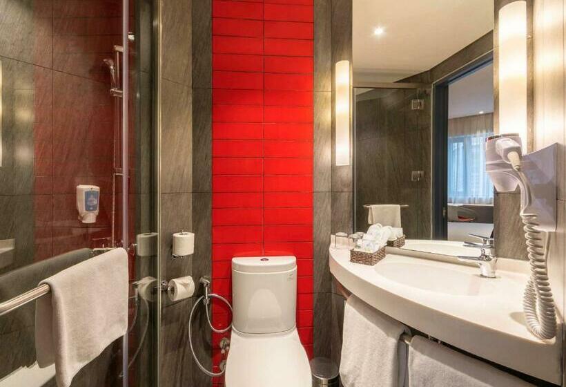 Quarto Estandar, Ibis Saigon Airport
