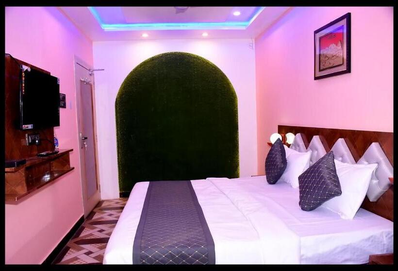 اتاق استاندارد, Shri Murari Relax Inn Pg