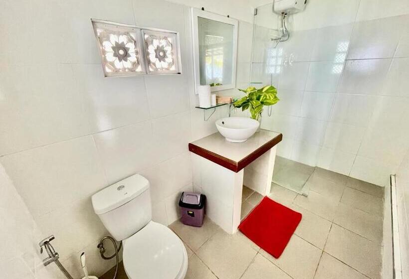 اتاق استاندارد با بالکن و چشمانداز دریا, Tejakula Sunset Boutique Resort