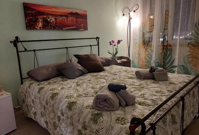 اتاق استاندارد, Morghen 88 Vomero Rooms