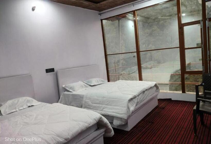 4인용 스탠다드 룸, Kedar Hill Resort Sonprayag