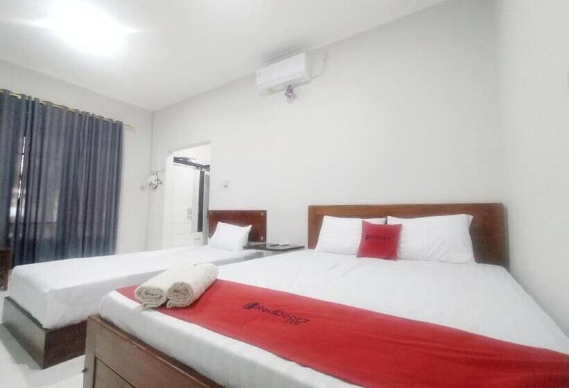 Семейный Номер, Reddoorz Syariah Near Stasiun Purwokerto