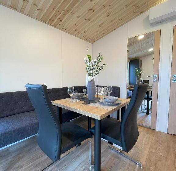 Дом 1 Спальня, Tinyhaushotel   Campingpark Nabburg
