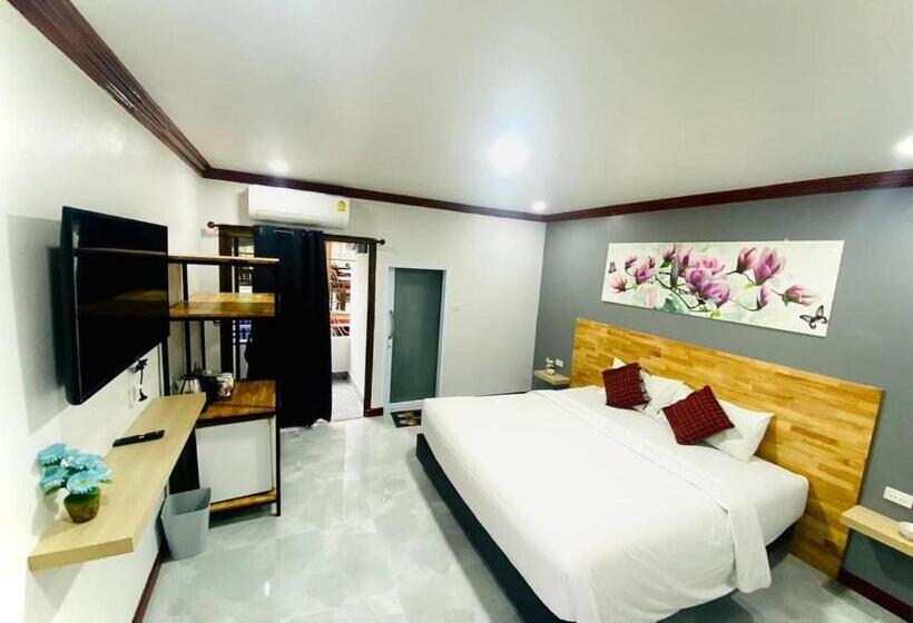 اتاق استاندارد با تخت بزرگ, โรงแรมเอ็น.เจ. ธาตุพนม