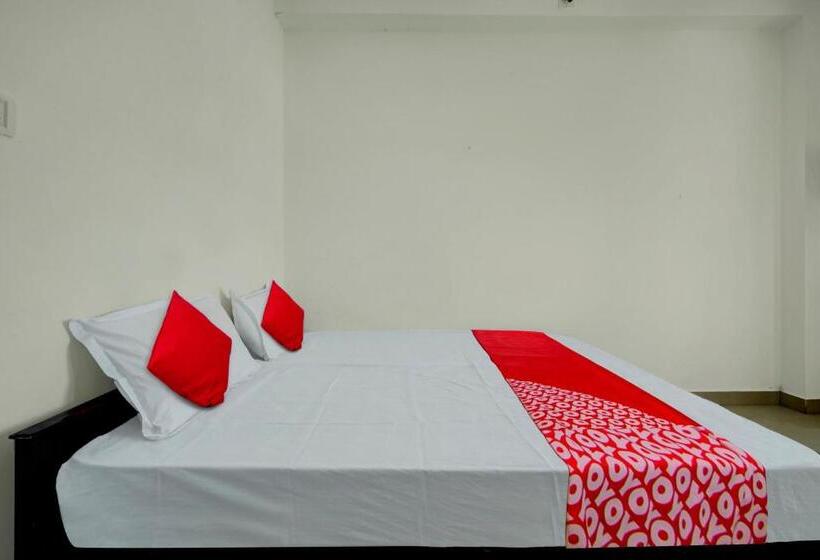 Трехместный Номер Классика, Oyo Jk Homes