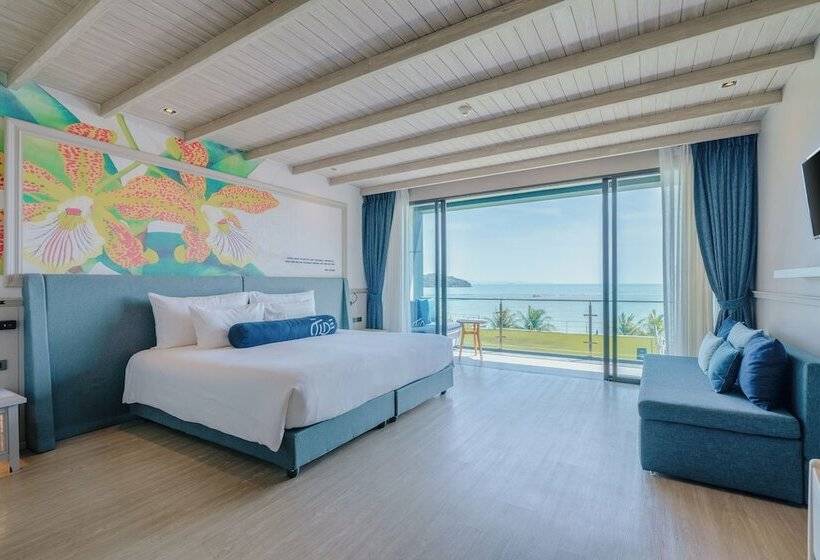 디럭스 룸, Tide Phuket Beach Front