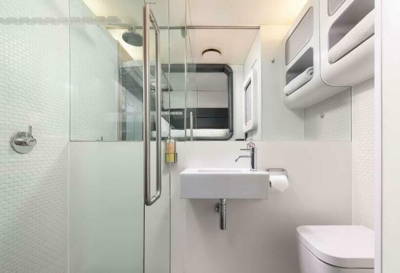 标准单人间, Yotelair London Gatwick Airport