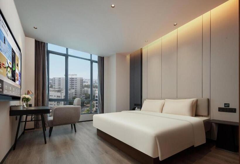 Номер Стандартный с Видом, Atour Hotel Foshan Chancheng Zhangcha