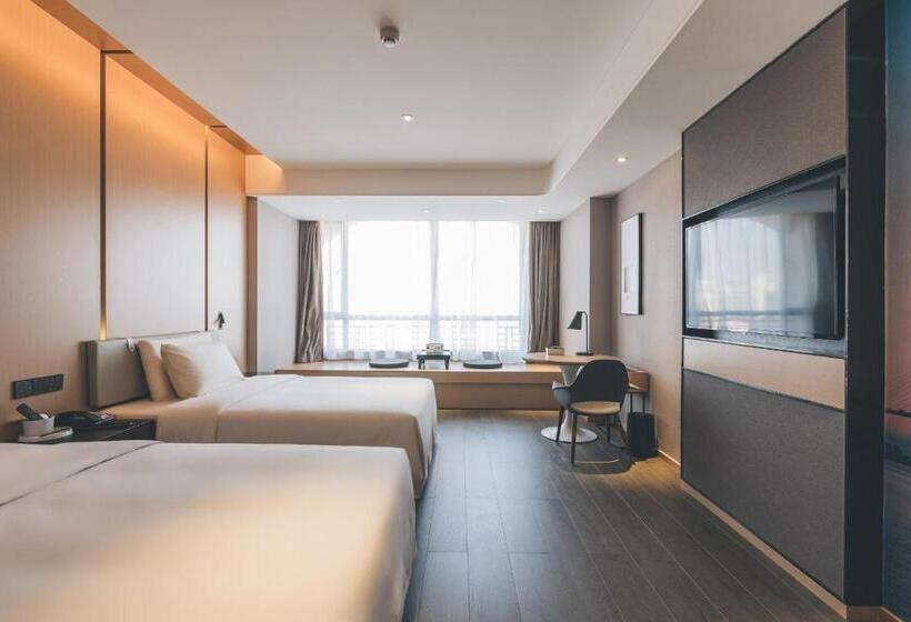 Номер Стандарт, Atour Hotel Zhanjiang Renmin Avenue Dingsheng Plaza