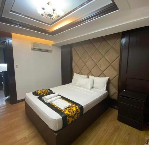 استودیوی استاندارد, Deluxe Room
