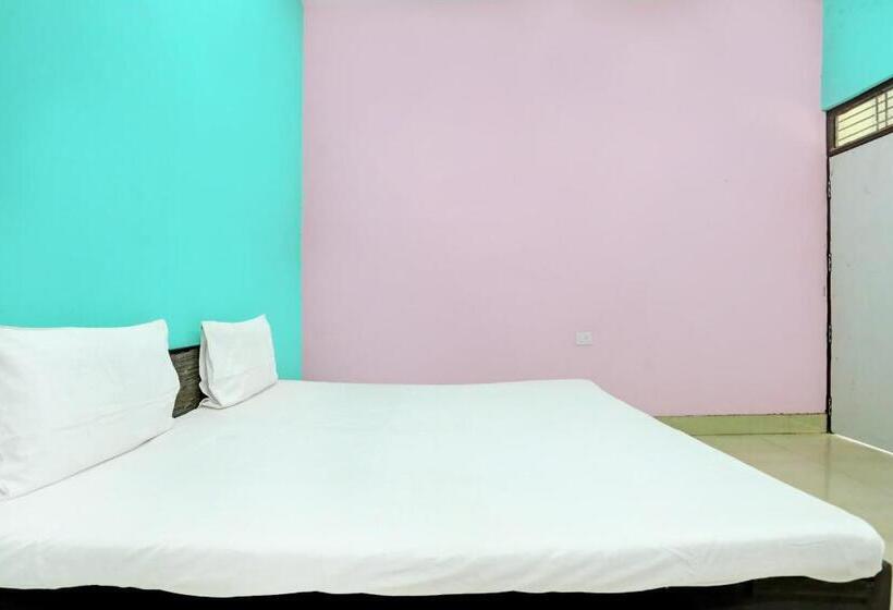 Номер Стандарт, Oyo V K Guest House