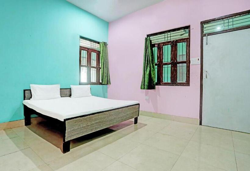 Номер Стандарт, Oyo V K Guest House