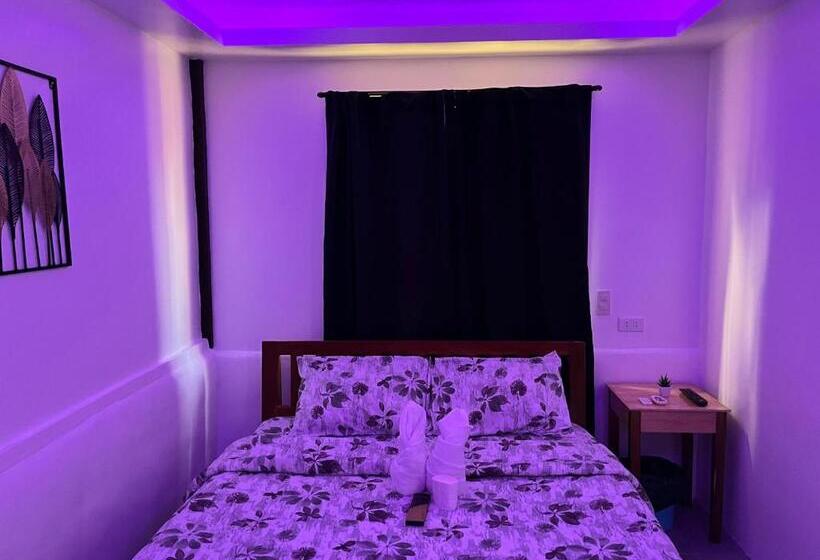 اتاق لوکس, Trisha Guesthouse
